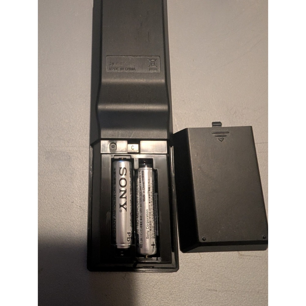 Sony RM-YD092 TV Remote Control - Picture 3 of 3